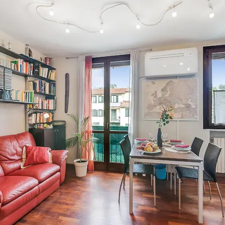 Relax & Pool - Happy Apartment Angera