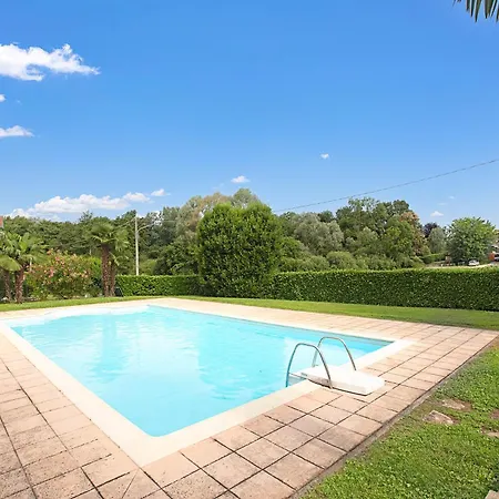 Angera Relax & Pool - Lake Maggiore Retreat - Happy Rentals شقة *