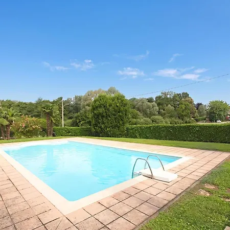 Angera Relax & Pool - Lake Maggiore Retreat - Happy Rentals * أنغيرا