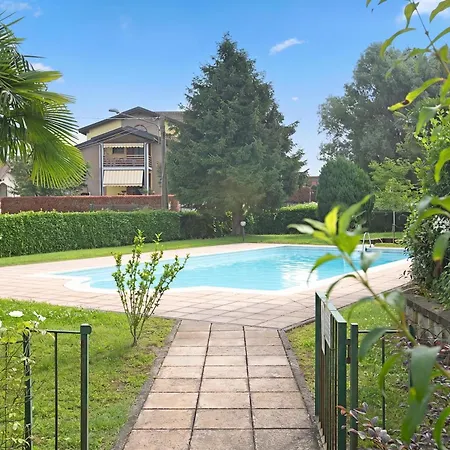 Angera Relax & Pool - Lake Maggiore Retreat - Happy Rentals * أنغيرا