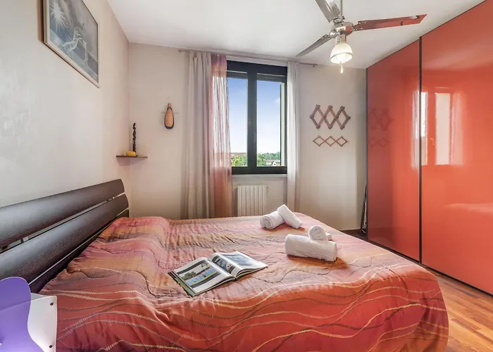 Relax&pool - Happy * Angera