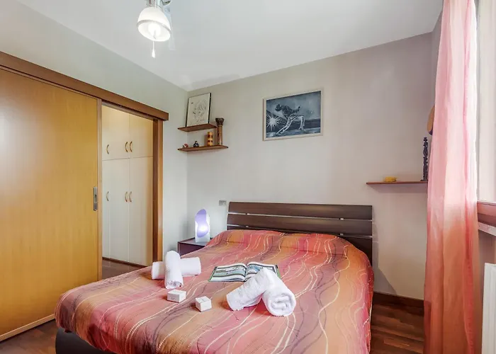 Relax & Pool - Happy דירה *