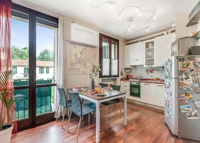 Relax & Pool - Happy *